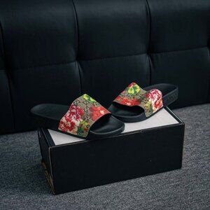 Gucci Blooms Supreme Floral Canvas GG Slide Sandals